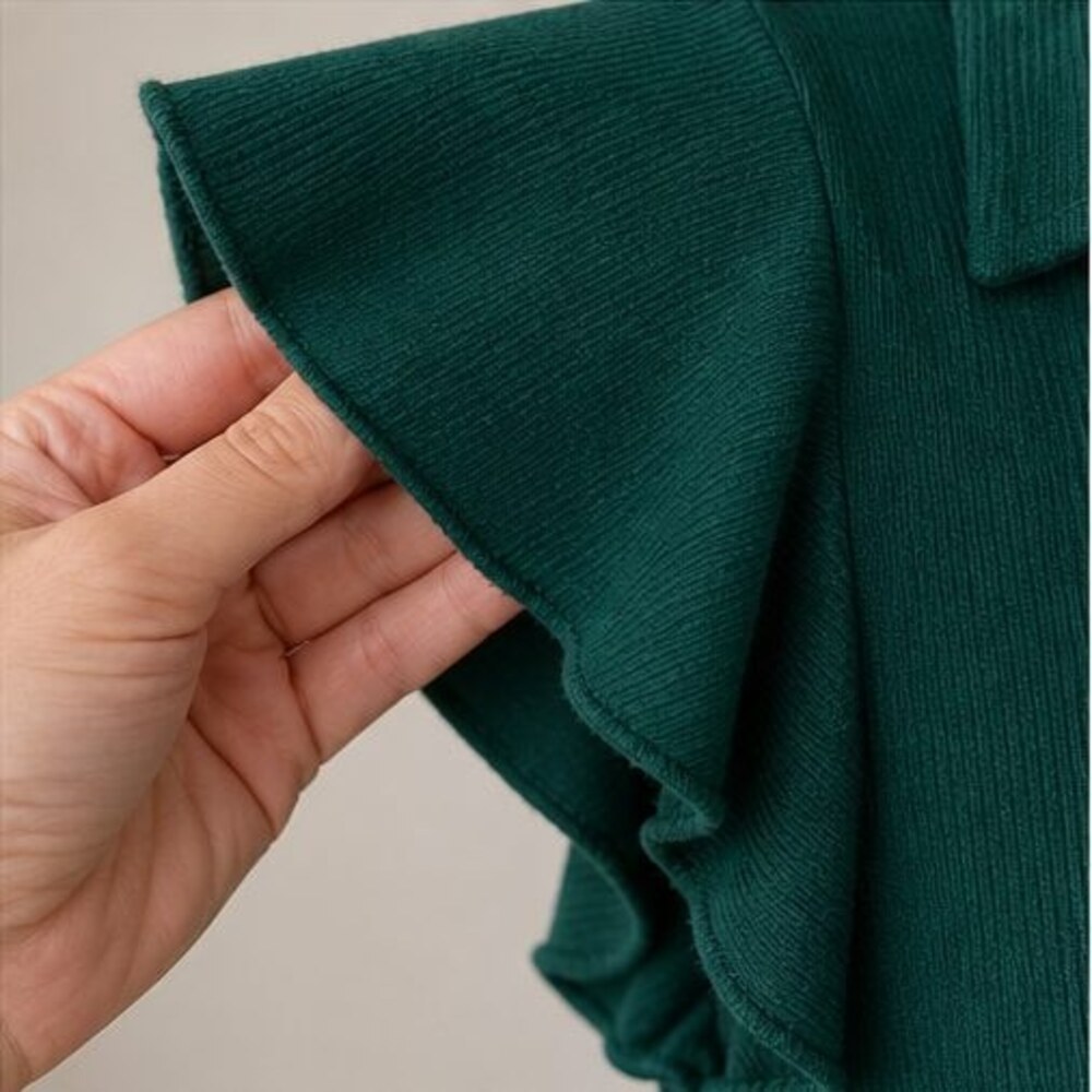 Emerald Button Blouse - Picture 5 of 6